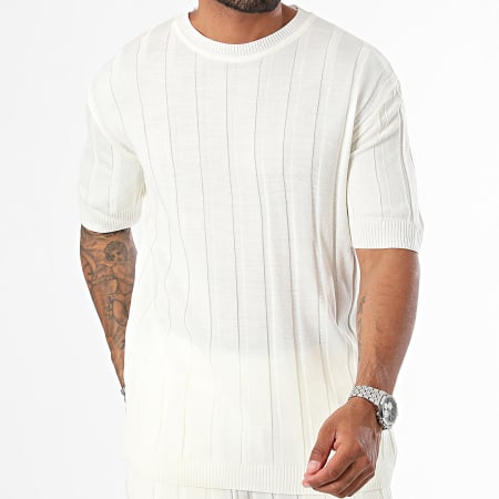 Ikao - Off White T-shirt en joggingshortset