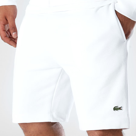 Lacoste - Pantaloncini da jogging con logo ricamato in coccodrillo bianco