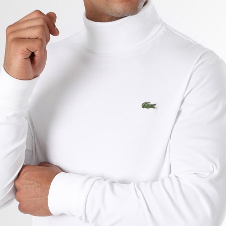 Lacoste - Pull Col Roulé Logo Brodé Crocodile Blanc