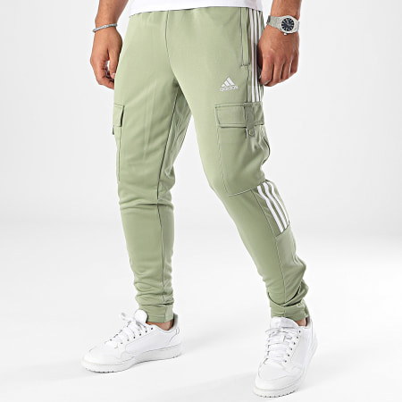 Adidas Sportswear - Tiro IW5990 Pantaloni da jogging cargo verde cachi