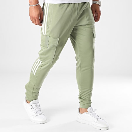 Adidas Sportswear - Tiro IW5990 Pantaloni da jogging cargo verde cachi