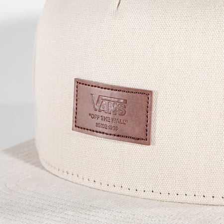 Vans - Gorra Off The Wall 00GKT Beige