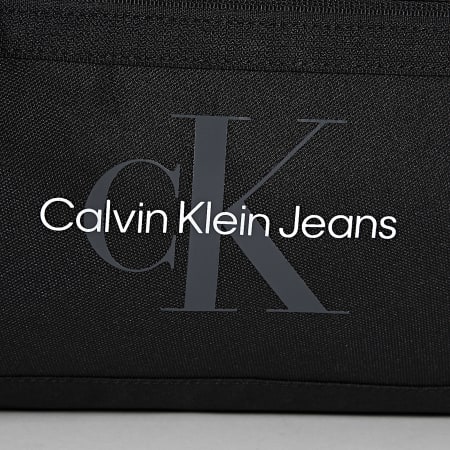 Calvin Klein - Essentials Duffle43 Sporttas 1099 Zwart