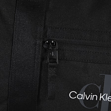Calvin Klein - Essentials Duffle43 Bolsa deporte 1099 Negro