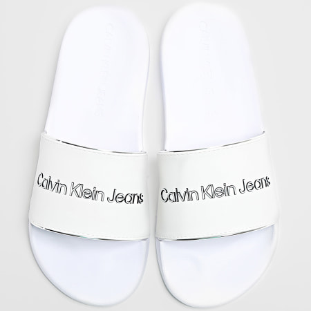 Calvin Klein - Mujer Slide Instituitional 1508 Plata Blanco Brillante