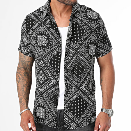 Frilivin - Zwart Wit Bandana Shirt Korte Mouw