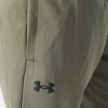 Under Armour - Pantaloni da jogging in pile 1373362 Verde Khaki