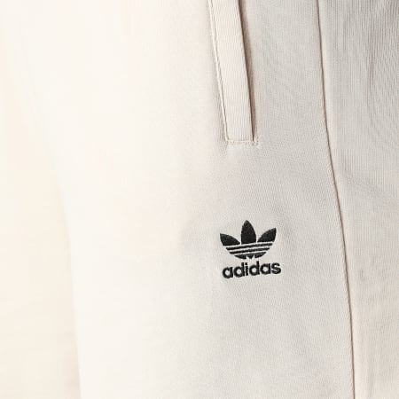 Adidas Originals - Short Jogging Essential IY8518 Beige