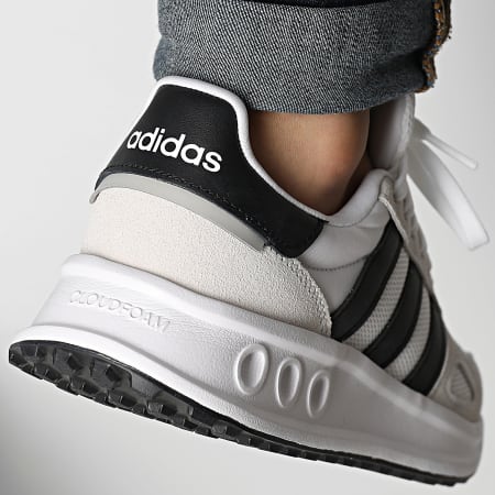 Adidas Sportswear - Baskets Run 84 IH8612 Core Black Footwear White Carbone
