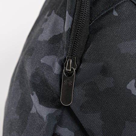 Under Armour - Bolsa de deporte 1369222 Negro Carbón Gris Camuflaje