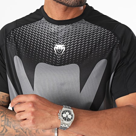 Venum - Camiseta Attack Dry Tech 05214 Gris Negra