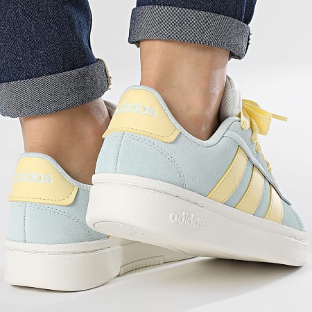 Adidas Sportswear - Damesschoenen Grand Court Alpha 00s IH3852 Halo Mint Bijna Geel Off White