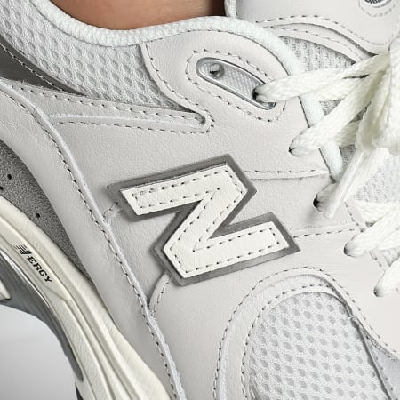 New Balance - Baskets 2002R M2002RPP Grey White