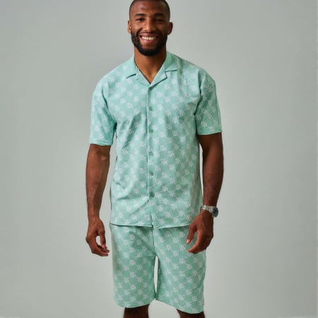 Super Prodige - SP-AA003-004 Conjunto de camisa de manga corta y pantalón corto verde claro