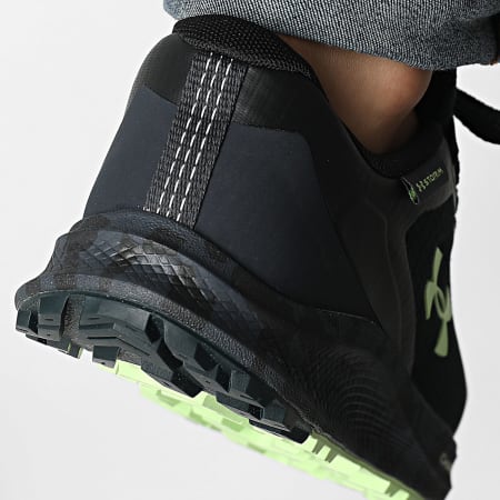 Under Armour - UA Charged Bandit Sneakers 3028657 Zwart Grijs