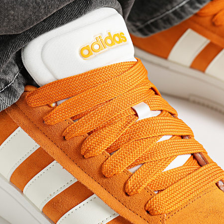 Adidas Sportswear - Cestini Grand Court Alpha 00s IH3844 Equipaggio Arancione Off White
