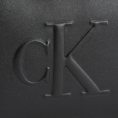 Calvin Klein - Borsa da donna CK Must Conv Camera Bag 2536 Nero