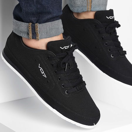 VO7 - Baskets Yacht Black