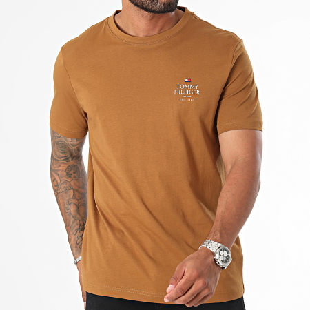 Tommy Hilfiger - Camiseta Stack 6500 Marrón