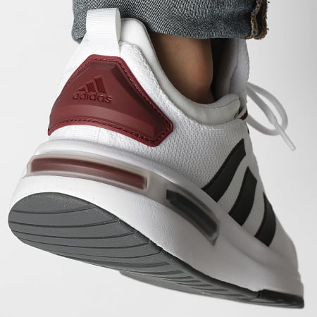 Adidas Sportswear - Cestini Racer TR23 IH2324 Calzature Bianco Core Nero Shadow Red