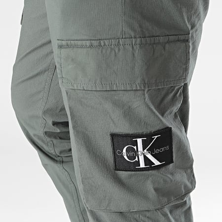 Calvin Klein - Pantalon Cargo 5900 Gris Anthracite