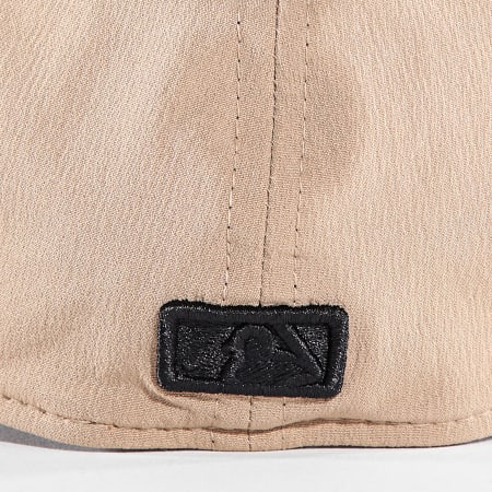 New Era - Casquette 39 Thirty Oakland Athletics 60565384 Beige