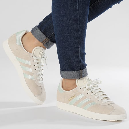 Adidas Originals - Baskets Femme Gazelle W IG4398 Off White Linen Green