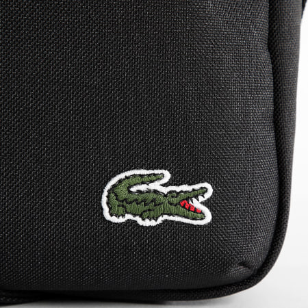 Lacoste - Sacoche Vertical Camera Bag Noir - LaBoutiqueOfficielle.com