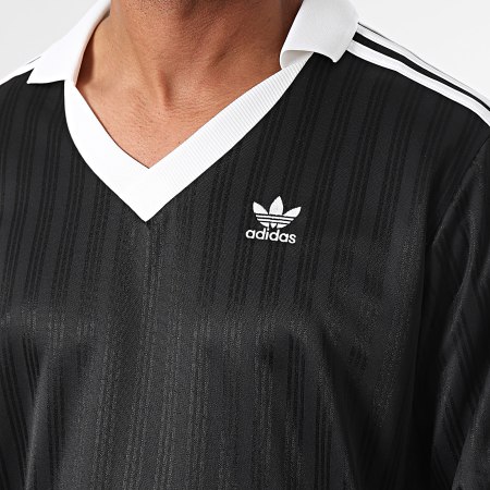 Adidas Originals - IZ4808 Camiseta negra de manga larga con rayas en pico