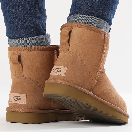 UGG - Stivali da donna Classic Mini II 1016222 Chestnut