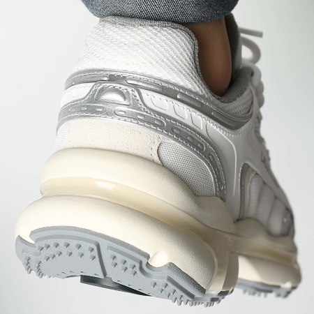 Lacoste - Baskets L003 2K24 124 White Grey