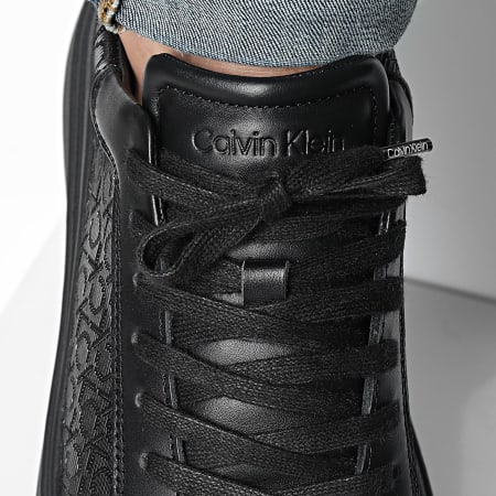 Calvin Klein - Baskets Low Top Lace Up Leather Mono 1557 Triple Black Mono
