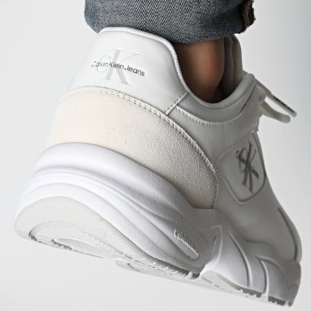 Calvin Klein - Baskets Retro Tennis Low Laceup 0985 C White B White Stormfront