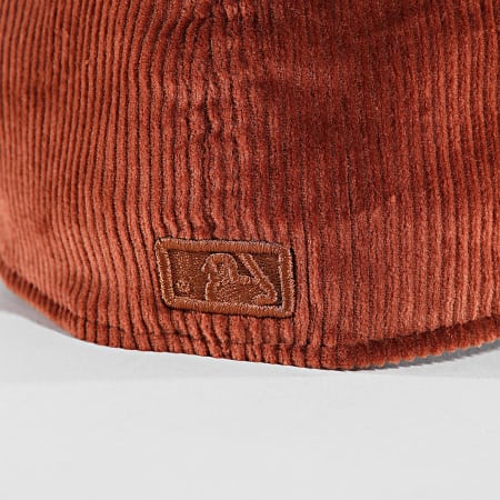 New Era - Gorra ajustada de pana 39Thirty LA 60565391 Marrón