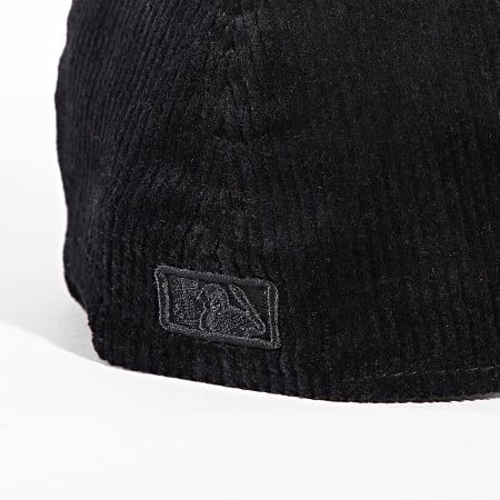 New Era - Casquette Fitted Corduroy 39Thirty NY 60563595 Noir