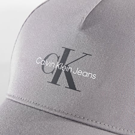 Calvin Klein - Cappello con stampa MonoLogo 2450 Grigio