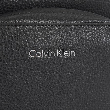 Calvin Klein - Sacoche Must Reporter 2204 Noir