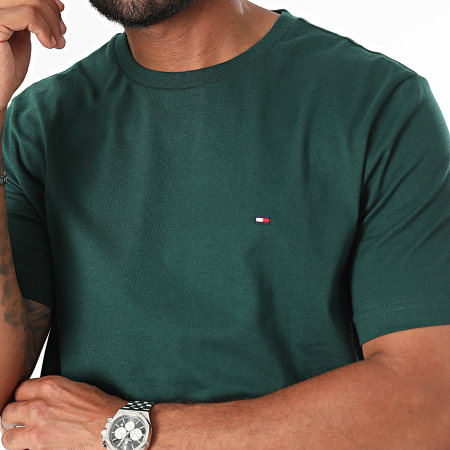 Tommy Hilfiger - Tee Shirt Regular Fit Essential 7267 Vert