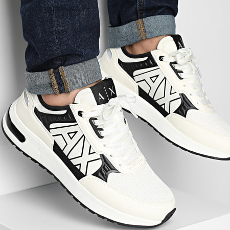 Armani Exchange - XUX090-XV276 Sneakers Off White Black