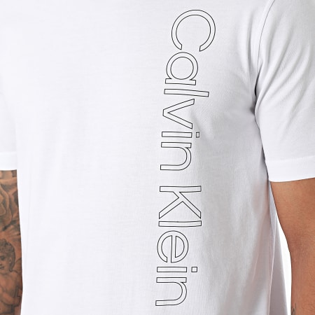 Calvin Klein - Camiseta gráfica GMF4K113 Blanca