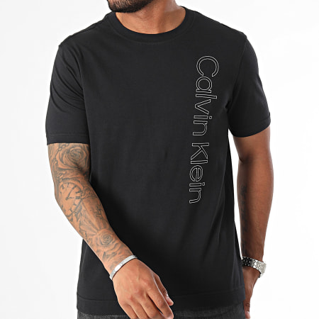 Calvin Klein - Grafisch T-shirt GMF4K113 Zwart