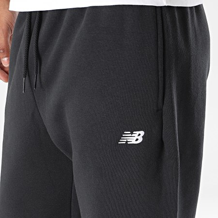 New Balance - Pantalon Jogging MP41503 Noir