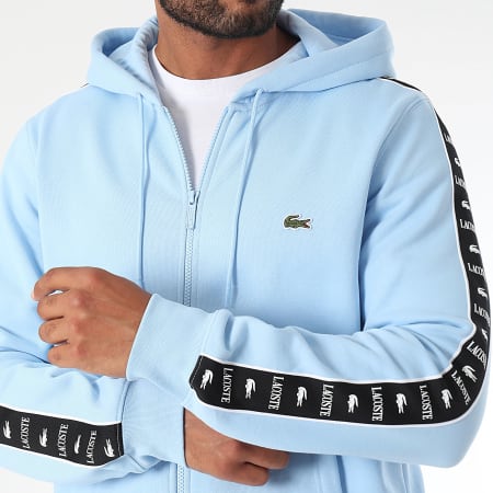 Lacoste - Sweat Zippé Capuche A Bandes Logo Brodé Crocodile Bleu Clair