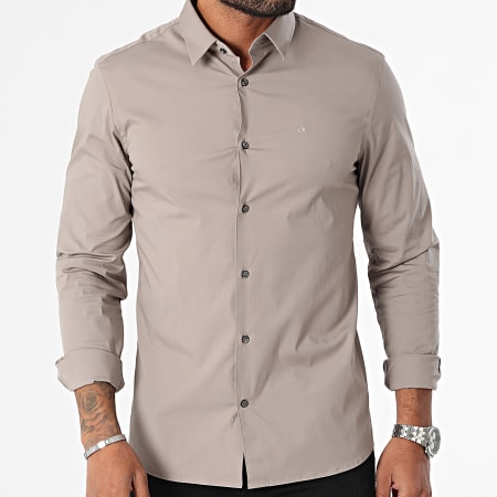 Calvin Klein - Camicia Slim Popeline a maniche lunghe 0856 Taupe