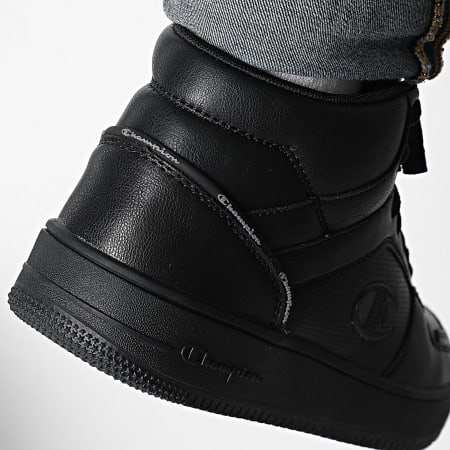 Champion - Baskets Montantes RD182.0 Mid S21907 Triple Black