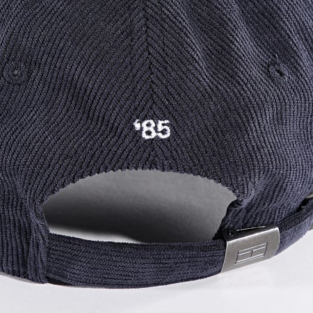 Tommy Hilfiger - Cappello a 6 pannelli morbido in velluto a coste Flag 2757 blu navy