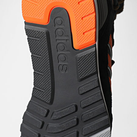 Adidas Performance - Baskets Run 80s ID1266 Core Negro Naranja Carbono