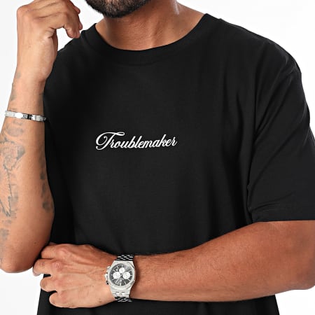 Luxury Lovers - Oversized T-shirt Large Troublemaker Hooligan Zwart