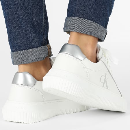 Calvin Klein - Vrouwen Chunky Cupsole Lace Up Leer 1687 Helder Wit Zilver Sneakers