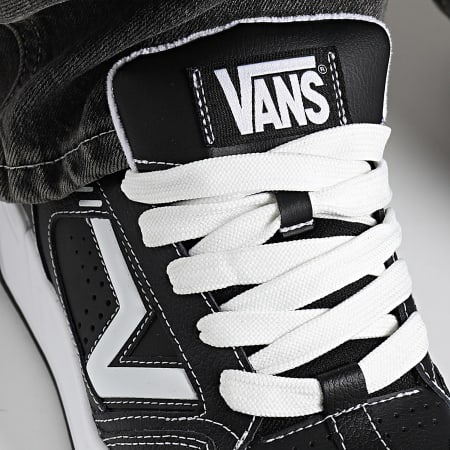 Vans - Zapatillas Upland D25BZW1 Negro Blanco